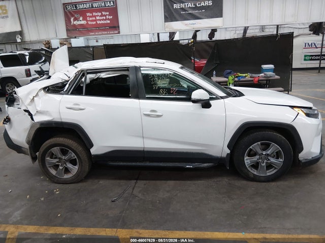 Toyota Rav4 Xle 2022 2T3W1RFV6NC197176 Image 13