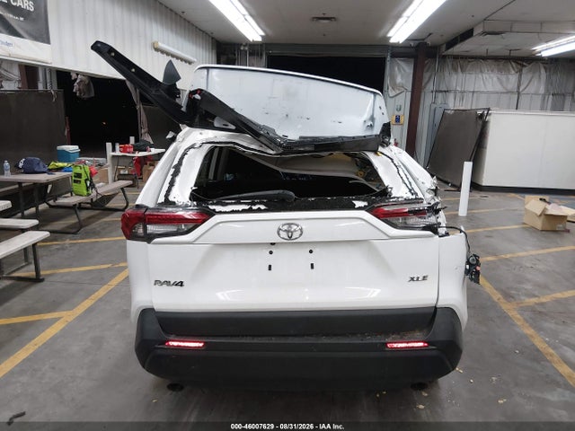 Toyota Rav4 Xle 2022 2T3W1RFV6NC197176 Image 16