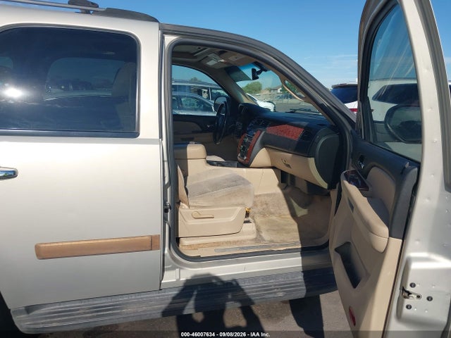 Продажа на аукционе авто 2007 Chevrolet Tahoe Lt, vin: 1GNFC13057R305185, номер лота: 46007634
