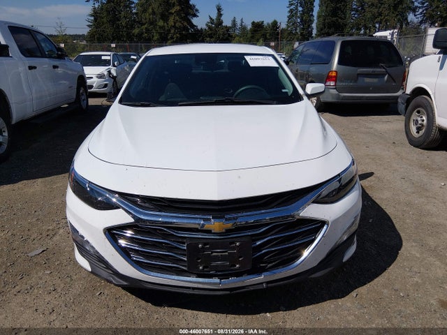 1G1ZD5ST4SF147270 Chevrolet Malibu Fwd 1lt