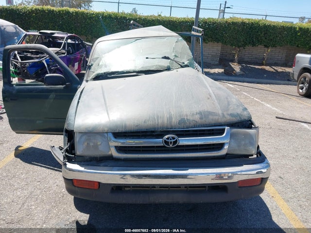 46007682 :رقم المزاد ، 4TAVN52N8XZ518453 vin ، 1999 Toyota Tacoma Base V6 مزاد بيع