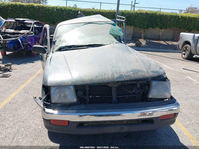 46007682 :رقم المزاد ، 4TAVN52N8XZ518453 vin ، 1999 Toyota Tacoma Base V6 مزاد بيع