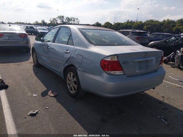2005 Toyota Camry Xle მანქანა იყიდება აუქციონზე, vin: 4T1BE30K95U972916, აუქციონის ნომერი: 46007692