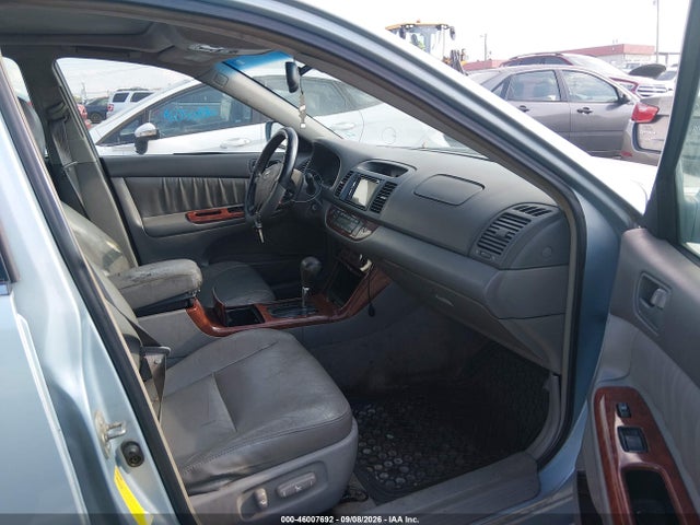 2005 Toyota Camry Xle მანქანა იყიდება აუქციონზე, vin: 4T1BE30K95U972916, აუქციონის ნომერი: 46007692