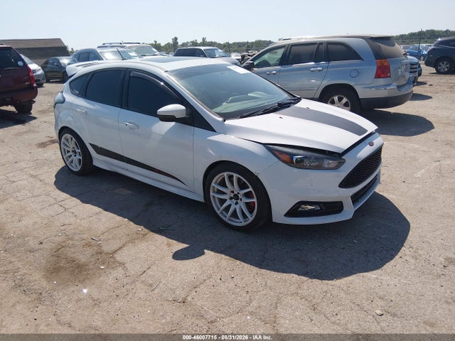 Продажа на аукционе авто 2016 Ford Focus St, vin: 1FADP3L90GL289453, номер лота: 46007715