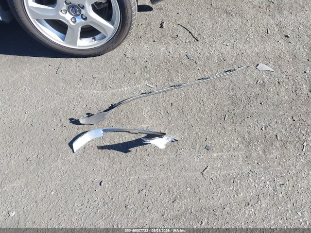 2013 Volvo S60 T5 მანქანა იყიდება აუქციონზე, vin: YV1612FS2D1215403, აუქციონის ნომერი: 46007733