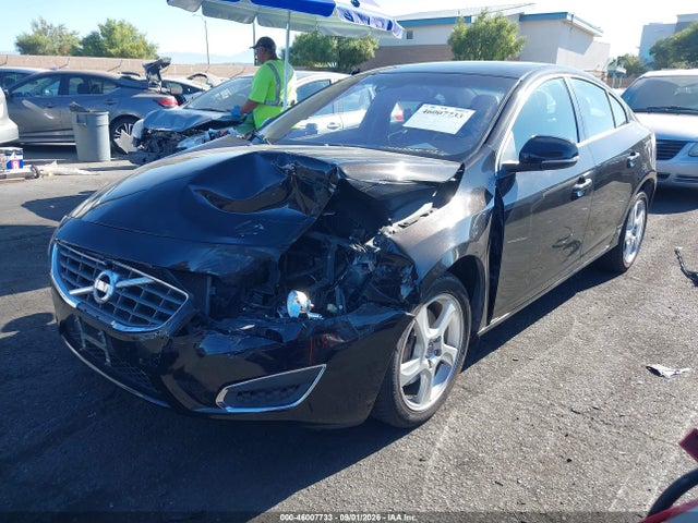 2013 Volvo S60 T5 მანქანა იყიდება აუქციონზე, vin: YV1612FS2D1215403, აუქციონის ნომერი: 46007733