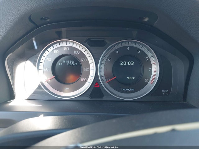 2013 Volvo S60 T5 მანქანა იყიდება აუქციონზე, vin: YV1612FS2D1215403, აუქციონის ნომერი: 46007733