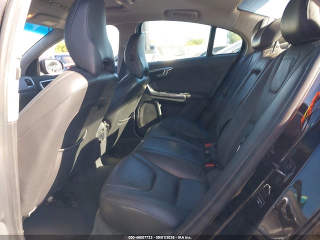 2013 Volvo S60 T5 მანქანა იყიდება აუქციონზე, vin: YV1612FS2D1215403, აუქციონის ნომერი: 46007733