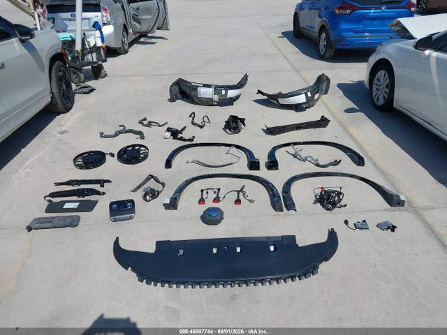 2026 Volkswagen Tiguan Se R-line Black მანქანა იყიდება აუქციონზე, vin: 3VVGR7RM1TM063369, აუქციონის ნომერი: 46007744