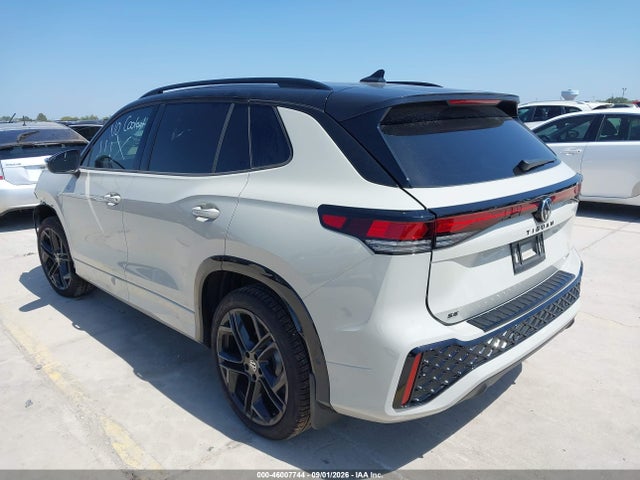 2026 Volkswagen Tiguan Se R-line Black მანქანა იყიდება აუქციონზე, vin: 3VVGR7RM1TM063369, აუქციონის ნომერი: 46007744