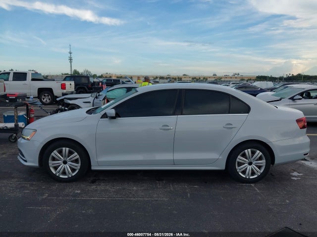 2017 Volkswagen Jetta 1.4t S მანქანა იყიდება აუქციონზე, vin: 3VW2B7AJ3HM355527, აუქციონის ნომერი: 46007754