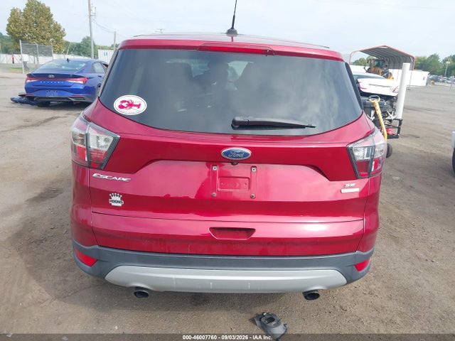 46007760 :رقم المزاد ، 1FMCU0GD3HUB48413 vin ، 2017 Ford Escape Se مزاد بيع