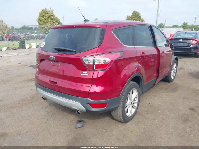 46007760 :رقم المزاد ، 1FMCU0GD3HUB48413 vin ، 2017 Ford Escape Se مزاد بيع