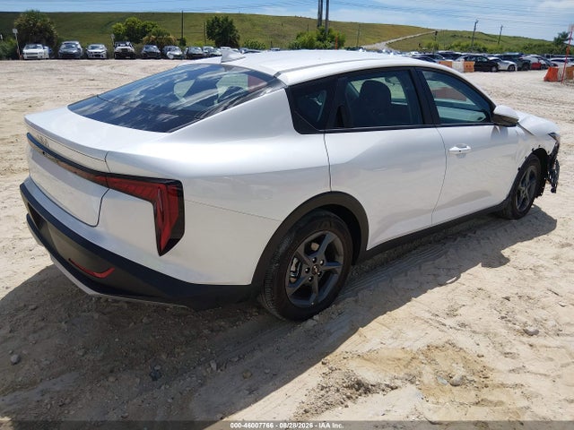 46007766 :رقم المزاد ، 3KPFT4DE7TE336853 vin ، 2026 Kia K4 Lxs مزاد بيع