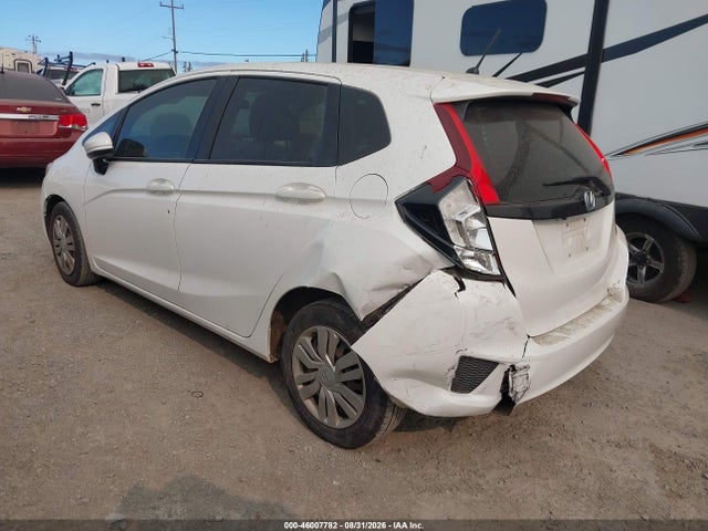 Honda FIT LX 2017 3HGGK5G56HM701286 Image 3