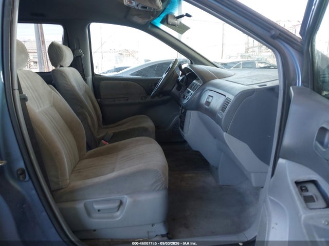 2000 Toyota Sienna Ce მანქანა იყიდება აუქციონზე, vin: 4T3ZF19C4YU193947, აუქციონის ნომერი: 46007785