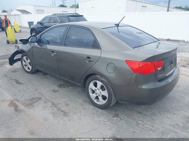 46007802 :رقم المزاد ، KNAFU4A27A5067380 vin ، 2010 Kia Forte Ex مزاد بيع