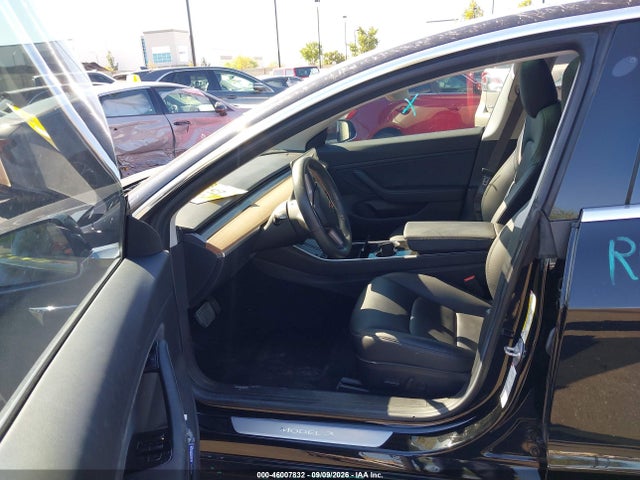 Продаж на аукціоні авто 2018 Tesla Model 3 Long Range/mid Range, vin: 5YJ3E1EA1JF046851, номер лоту: 46007832