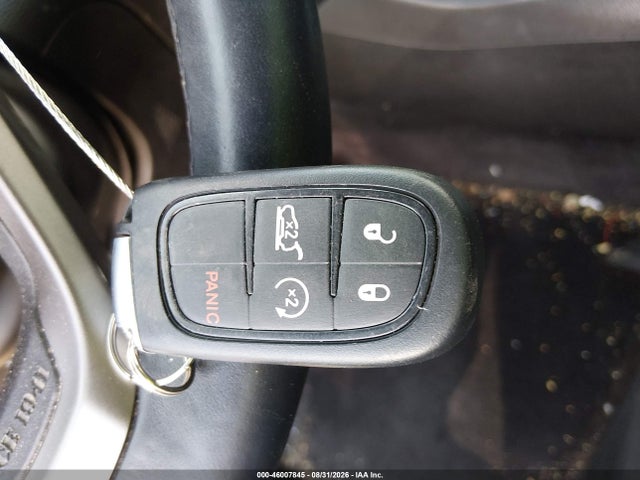 2019 Jeep Cherokee Limited Fwd მანქანა იყიდება აუქციონზე, vin: 1C4PJLDX1KD130031, აუქციონის ნომერი: 46007845