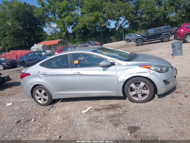 2013 Hyundai Elantra Gls მანქანა იყიდება აუქციონზე, vin: 5NPDH4AEXDH256375, აუქციონის ნომერი: 46007886