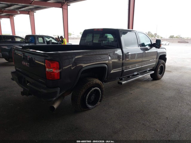 46007900 :رقم المزاد ، 1GT42YE89GF139088 vin ، 2016 Gmc Sierra 3500hd Denali مزاد بيع