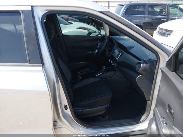46008000 :رقم المزاد ، 3N1CP5CU9JL544198 vin ، 2018 Nissan Kicks S مزاد بيع