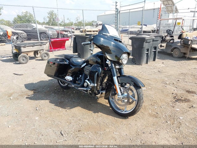 46008044 :رقم المزاد ، 1HD1PXN14FB957236 vin ، 2015 Harley-davidson Flhxse Cvo Street Glide مزاد بيع