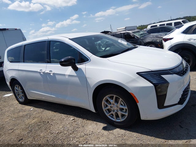 46008050 :رقم المزاد ، 2C4RC1BGXVR573077 vin ، 2027 Chrysler Pacifica مزاد بيع
