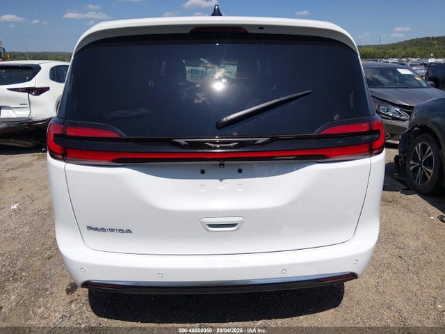 46008050 :رقم المزاد ، 2C4RC1BGXVR573077 vin ، 2027 Chrysler Pacifica مزاد بيع