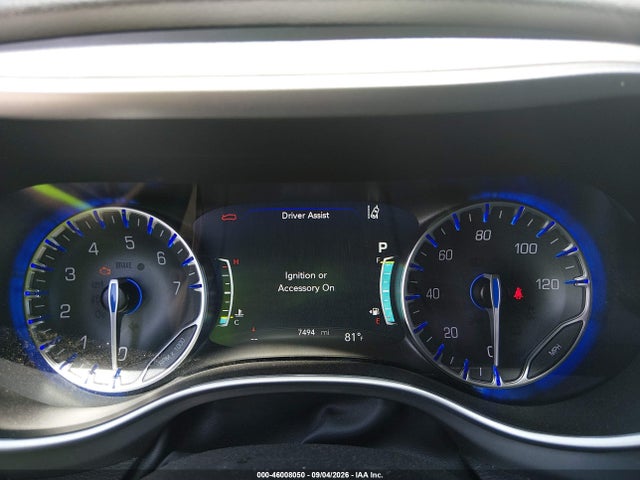 46008050 :رقم المزاد ، 2C4RC1BGXVR573077 vin ، 2027 Chrysler Pacifica مزاد بيع