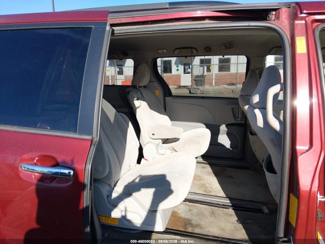 Продажа на аукционе авто 2014 Toyota Sienna Le V6 8 Passenger, vin: 5TDKK3DC4ES409132, номер лота: 46008053