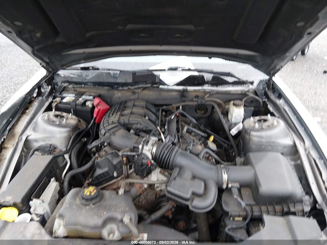 2013 Ford Mustang V6 მანქანა იყიდება აუქციონზე, vin: 1ZVBP8AM0D5268797, აუქციონის ნომერი: 46008073