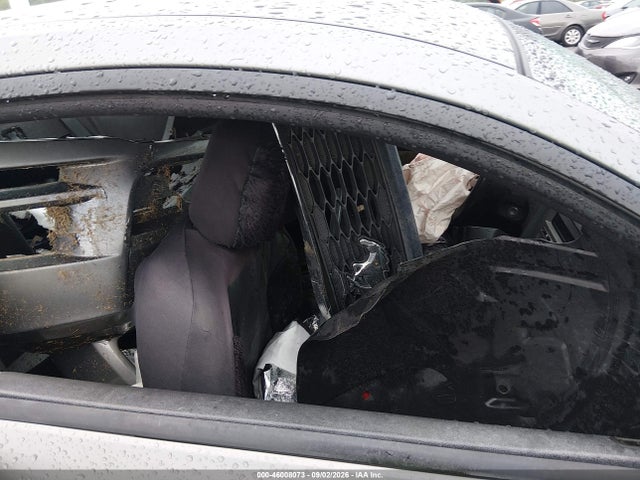 2013 Ford Mustang V6 მანქანა იყიდება აუქციონზე, vin: 1ZVBP8AM0D5268797, აუქციონის ნომერი: 46008073