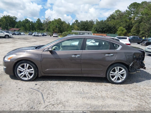 46008103 :رقم المزاد ، 1N4BL3AP2FC262497 vin ، 2015 Nissan Altima 3.5 Sl مزاد بيع
