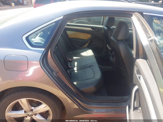 Продаж на аукціоні авто 2012 Volkswagen Passat 2.5l Se, vin: 1VWBH7A3XCC050410, номер лоту: 46008124