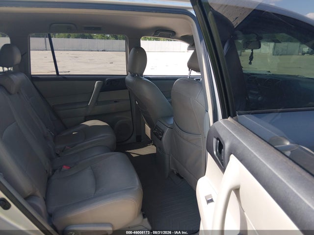 46008173 :رقم المزاد ، JTEBK3EHXA2166062 vin ، 2010 Toyota Highlander Base V6 مزاد بيع