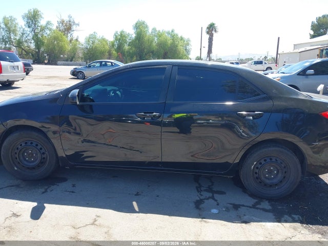 2014 Toyota Corolla Le მანქანა იყიდება აუქციონზე, vin: 5YFBURHEXEP061368, აუქციონის ნომერი: 46008207