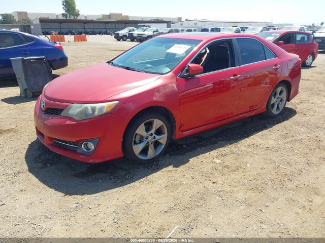 46008228 :رقم المزاد ، 4T1BF1FK3EU824463 vin ، 2014 Toyota Camry Se Sport مزاد بيع