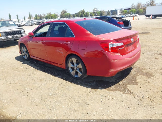 46008228 :رقم المزاد ، 4T1BF1FK3EU824463 vin ، 2014 Toyota Camry Se Sport مزاد بيع