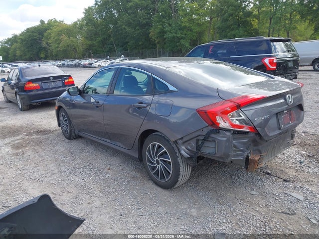 Aukcja sprzedaży 2017 Honda Civic Lx, vin: 2HGFC2F52HH538305, numer aukcji: 46008230