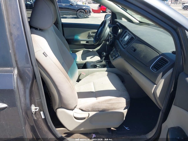 KIA SEDONA LX 2015 KNDMB5C19F6029886 Image 5