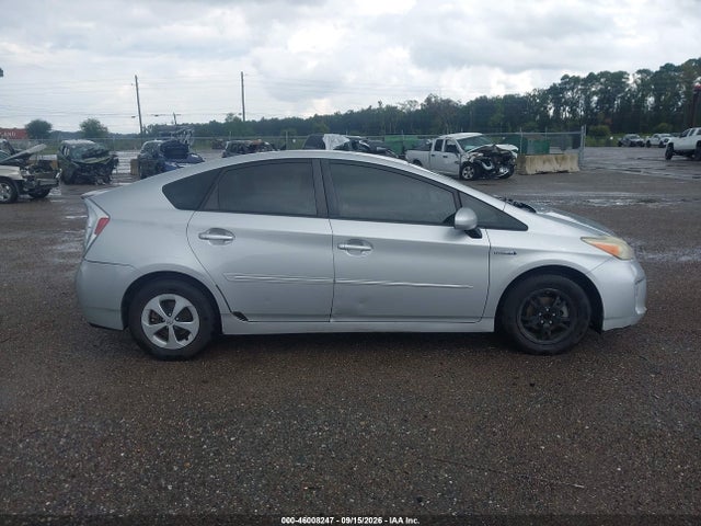 Продажа на аукционе авто 2013 Toyota Prius Three, vin: JTDKN3DU2D5549989, номер лота: 46008247