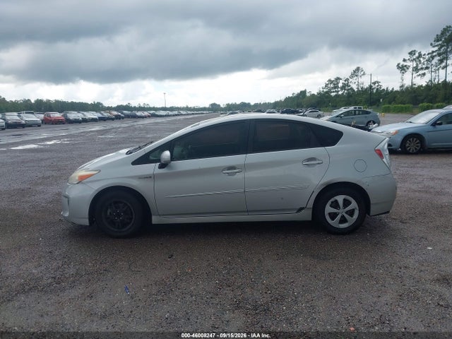 Продажа на аукционе авто 2013 Toyota Prius Three, vin: JTDKN3DU2D5549989, номер лота: 46008247