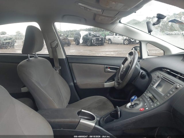 Продажа на аукционе авто 2013 Toyota Prius Three, vin: JTDKN3DU2D5549989, номер лота: 46008247