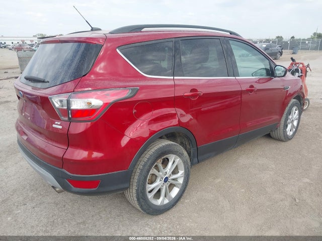 46008252 :رقم المزاد ، 1FMCU0GD7HUB20548 vin ، 2017 Ford Escape Se مزاد بيع