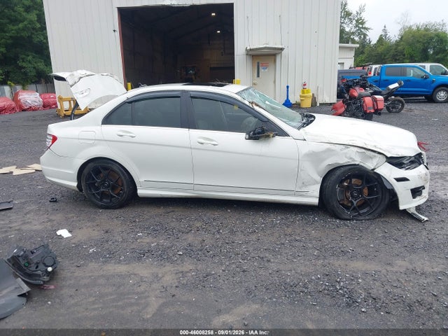 Auction sale of the 2012 Mercedes-benz C 300 Luxury 4matic/sport 4matic, vin: WDDGF8BB3CA644297, lot number: 46008258
