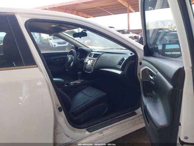 2017 Nissan Altima 2.5 S მანქანა იყიდება აუქციონზე, vin: 1N4AL3AP2HN318229, აუქციონის ნომერი: 46008280