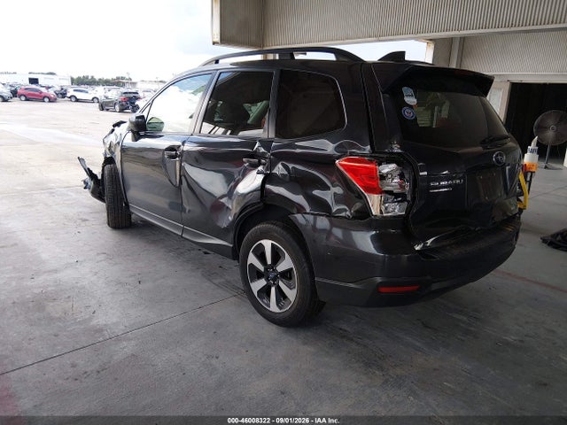 2017 Subaru Forester 2.5i Premium მანქანა იყიდება აუქციონზე, vin: JF2SJAGC2HH575243, აუქციონის ნომერი: 46008322