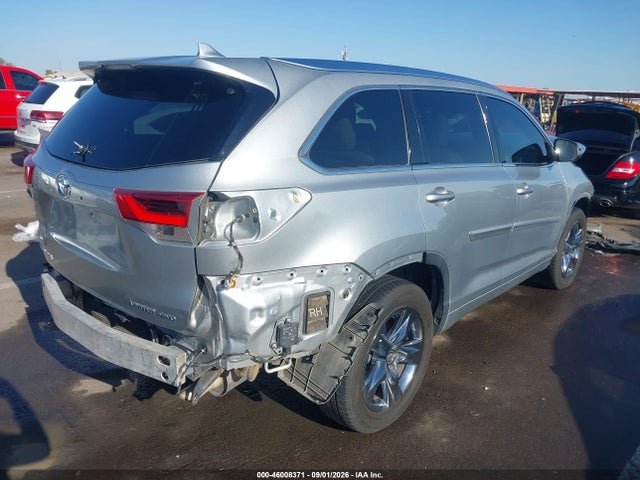 5TDDZRFH6JS815763 Toyota Highlander Limited Platinum